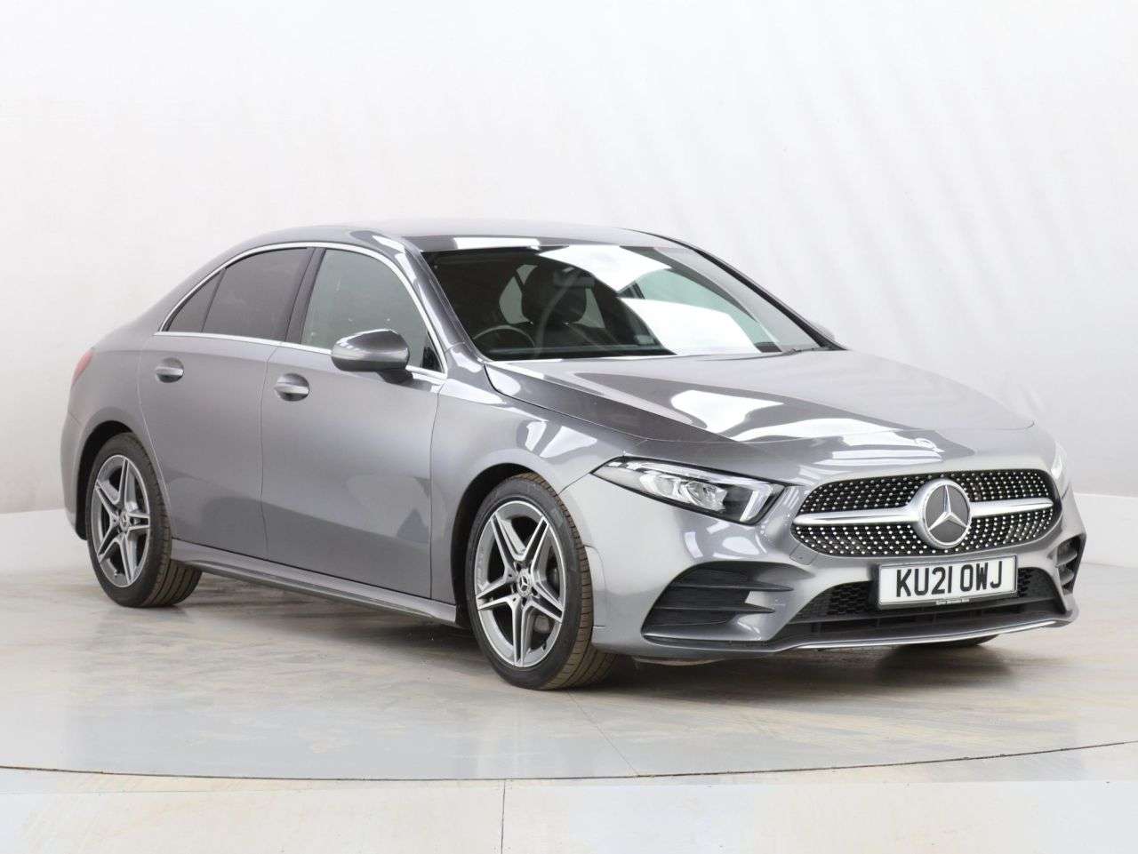A 2021 MERCEDES-BENZ A CLASS 2.0 A200d AMG Line Saloon 4dr Diesel 8G-DCT Euro 6 (s/s) (150 ps) A 2021 MERCEDES-BENZ A CLASS 2.0 A200d AMG Line Saloon 4dr Diesel 8G-DCT Euro 6 (s/s) (150 ps)