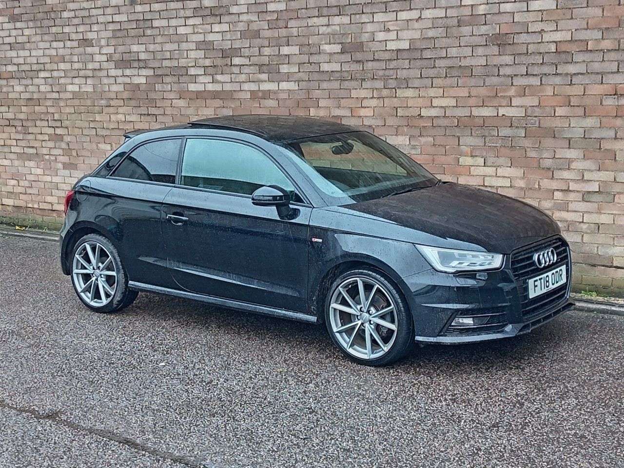 A 2018 AUDI A1 1.4 TFSI Black Edition Hatchback 3dr Petrol Manual Euro 6 (s/s) (Nav) (125 A 2018 AUDI A1 1.4 TFSI Black Edition Hatchback 3dr Petrol Manual Euro 6 (s/s) (Nav) (125