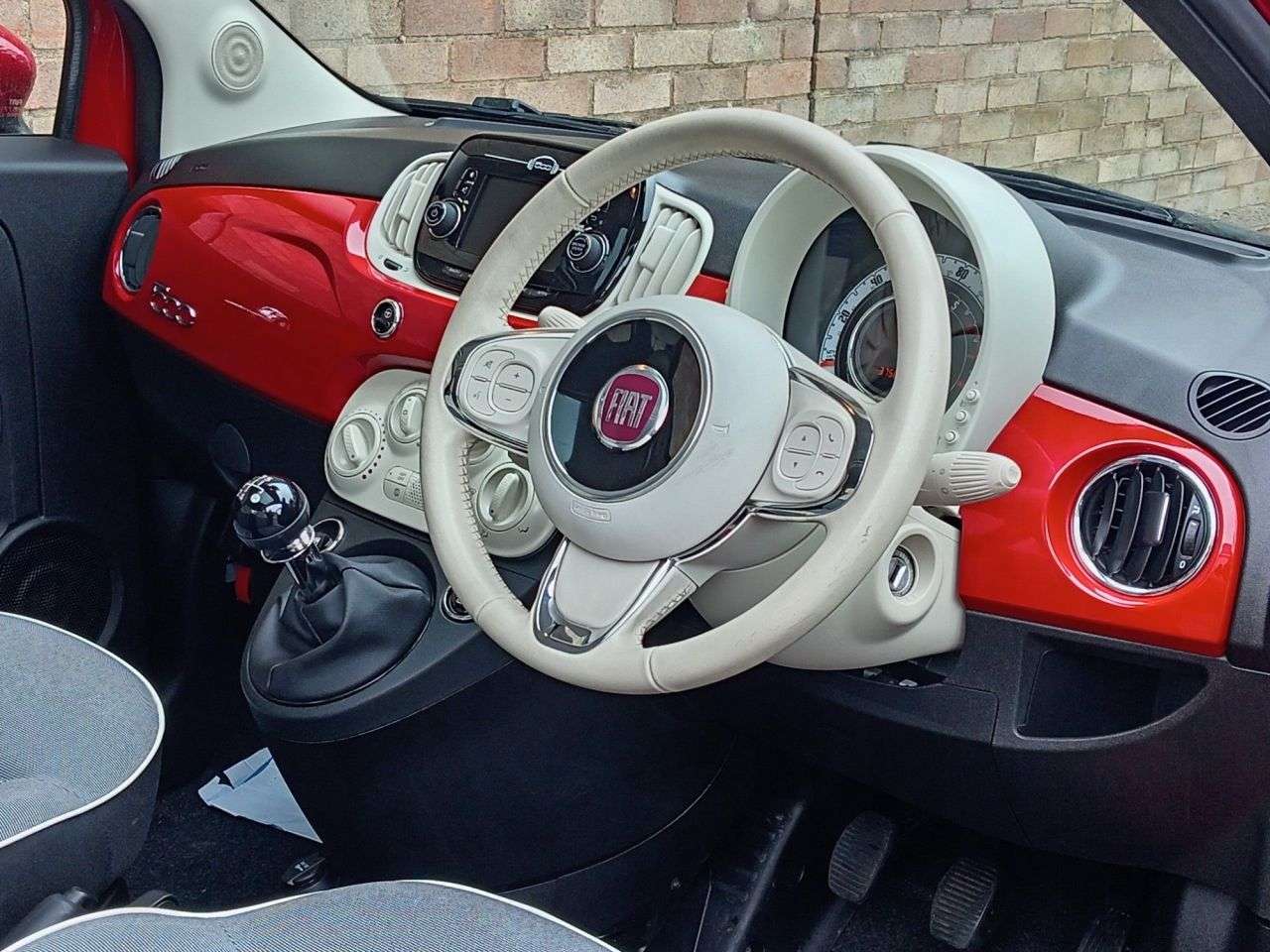 2019 FIAT 500 2019 FIAT 500