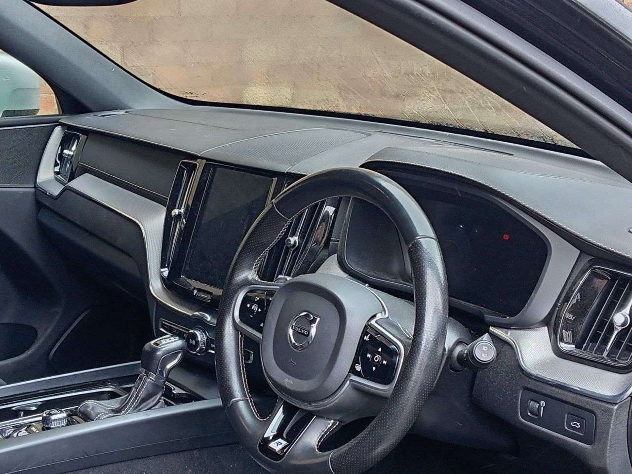 2019 VOLVO XC60 2019 VOLVO XC60