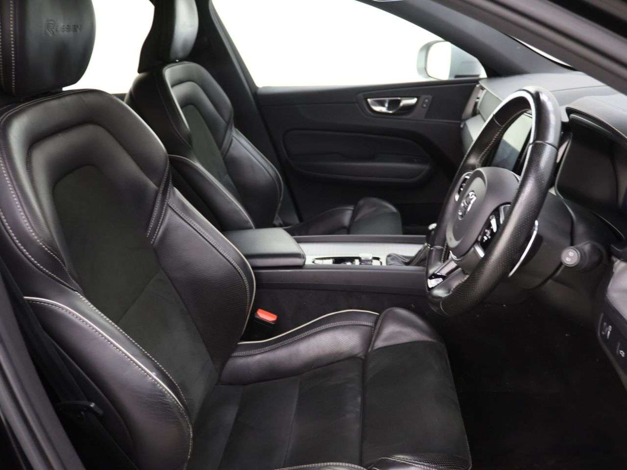 2019 VOLVO XC60 2019 VOLVO XC60