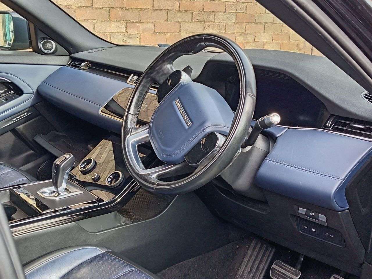 2020 LAND ROVER RANGE ROVER EVOQUE 2020 LAND ROVER RANGE ROVER EVOQUE