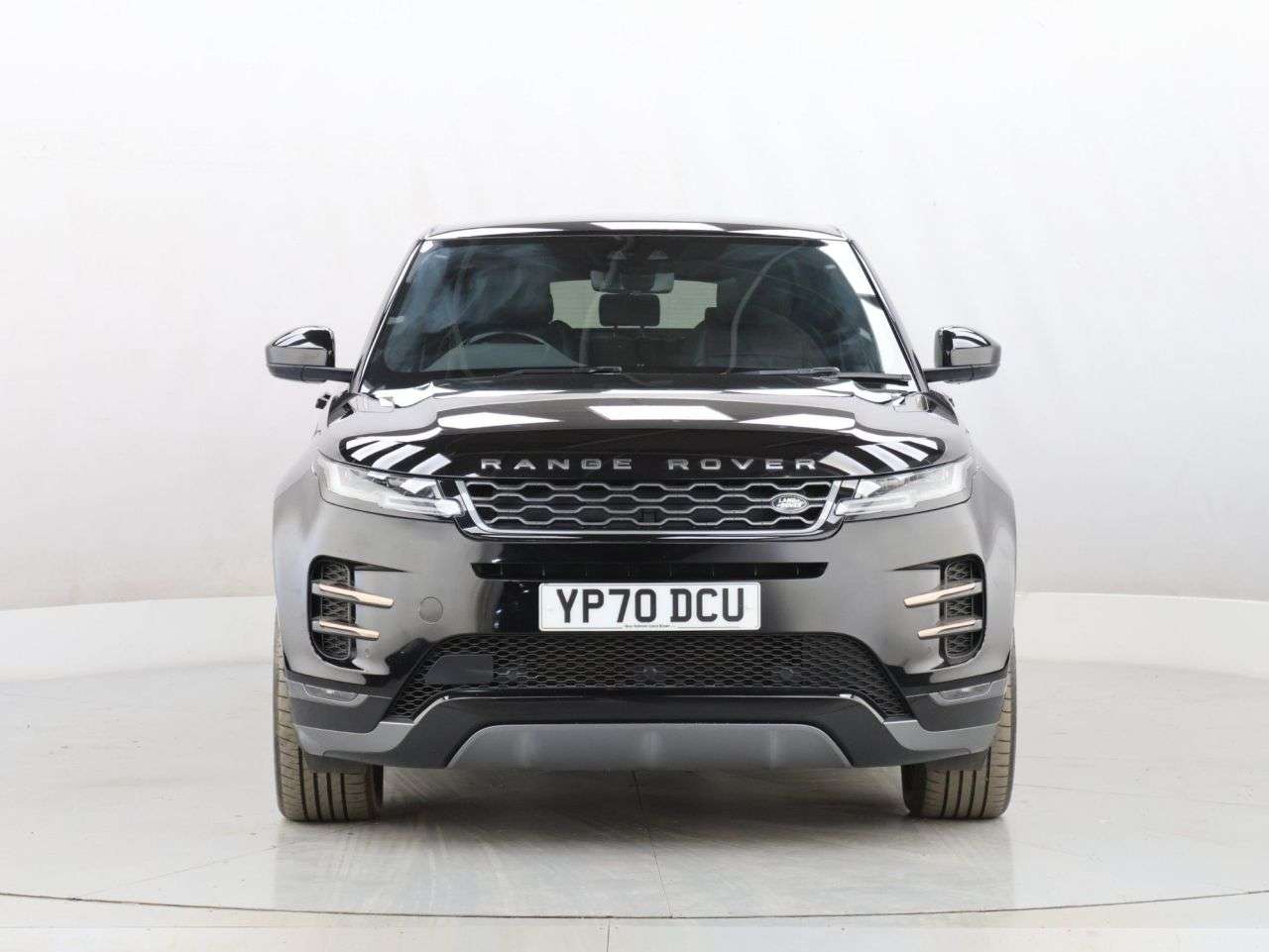 A 2020 LAND ROVER RANGE ROVER EVOQUE 1.5 P300e 12.2kWh R-Dynamic HSE SUV 5dr Petrol Plug-in Hybrid Auto 4WD Euro A 2020 LAND ROVER RANGE ROVER EVOQUE 1.5 P300e 12.2kWh R-Dynamic HSE SUV 5dr Petrol Plug-in Hybrid Auto 4WD Euro