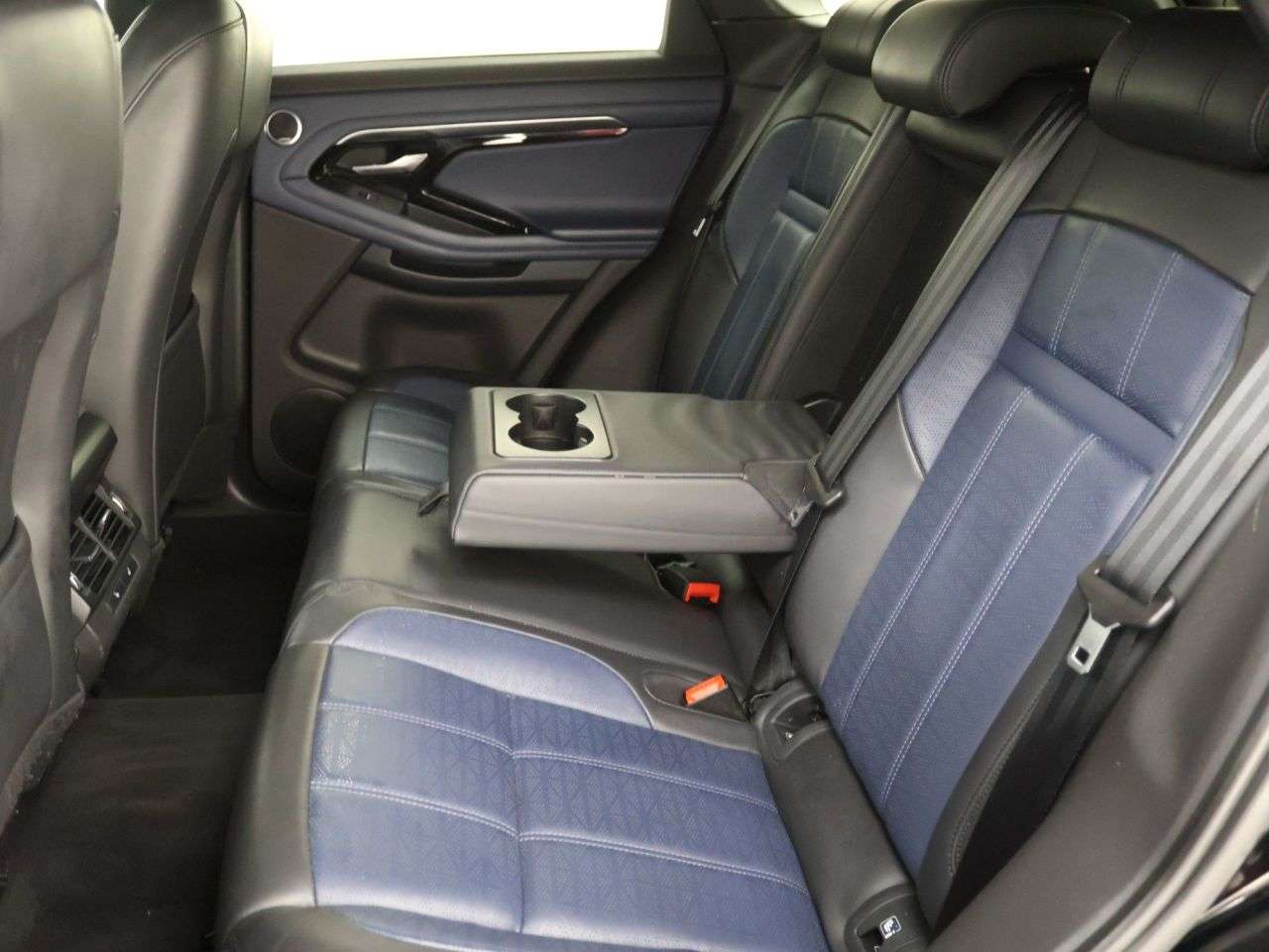 2020 LAND ROVER RANGE ROVER EVOQUE 2020 LAND ROVER RANGE ROVER EVOQUE