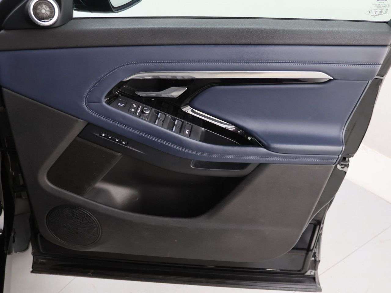 2020 LAND ROVER RANGE ROVER EVOQUE 2020 LAND ROVER RANGE ROVER EVOQUE