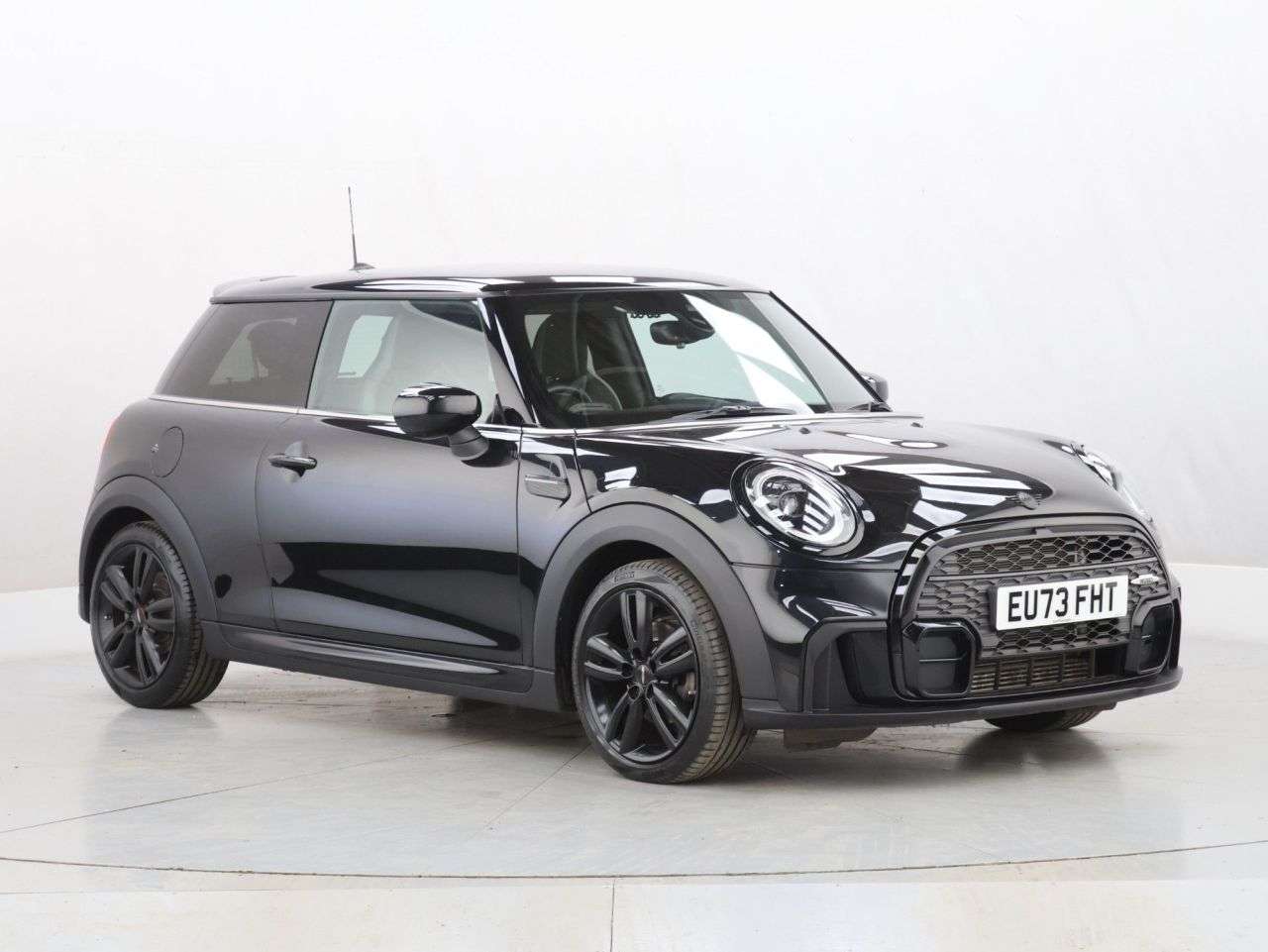 A 2023 MINI HATCH 1.5 Cooper Sport Hatchback 3dr Petrol Manual Euro 6 (s/s) (136 ps) A 2023 MINI HATCH 1.5 Cooper Sport Hatchback 3dr Petrol Manual Euro 6 (s/s) (136 ps)