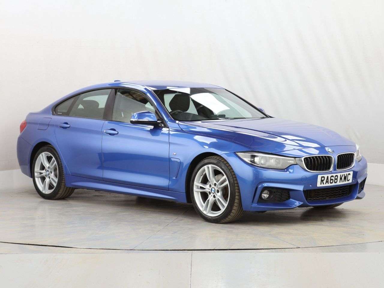 A 2018 BMW 4 SERIES GRAN COUPE 2.0 420i GPF M Sport Hatchback 5dr Petrol Auto Euro 6 (s/s) (184 ps) A 2018 BMW 4 SERIES GRAN COUPE 2.0 420i GPF M Sport Hatchback 5dr Petrol Auto Euro 6 (s/s) (184 ps)