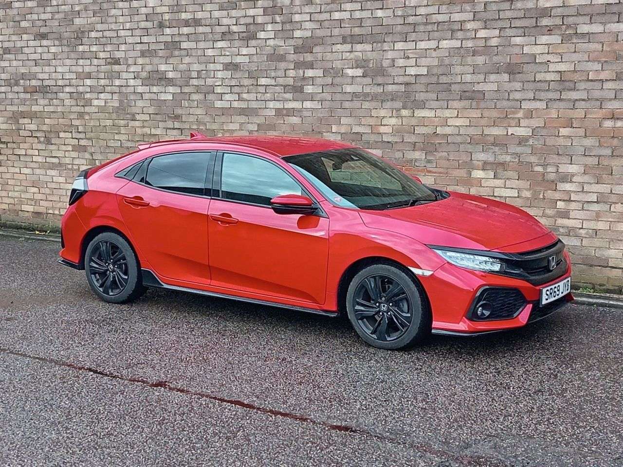 A 2019 HONDA CIVIC 1.5 VTEC Turbo Sport Hatchback 5dr Petrol CVT Euro 6 (s/s) (182 ps) A 2019 HONDA CIVIC 1.5 VTEC Turbo Sport Hatchback 5dr Petrol CVT Euro 6 (s/s) (182 ps)