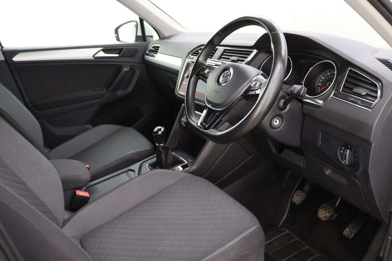 2019 VOLKSWAGEN TIGUAN 2019 VOLKSWAGEN TIGUAN