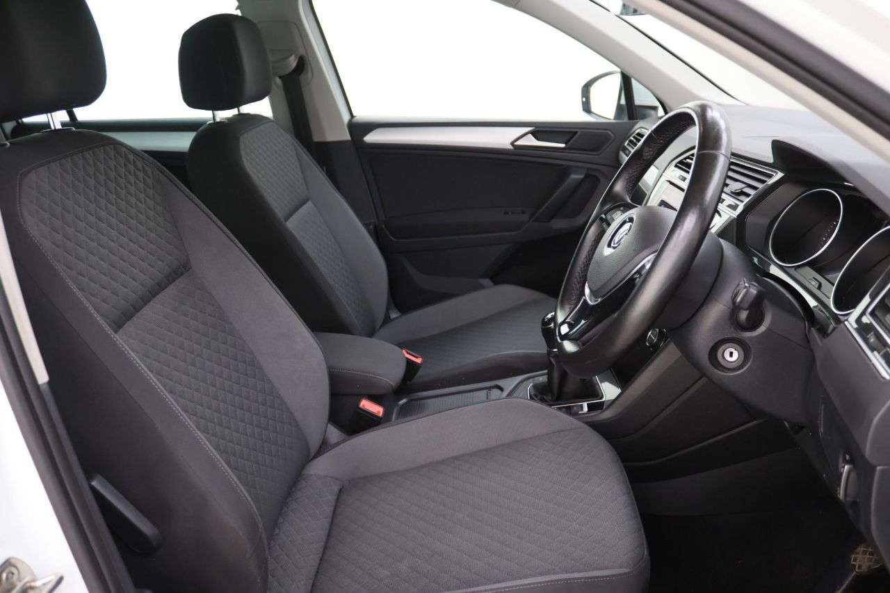 2019 VOLKSWAGEN TIGUAN 2019 VOLKSWAGEN TIGUAN