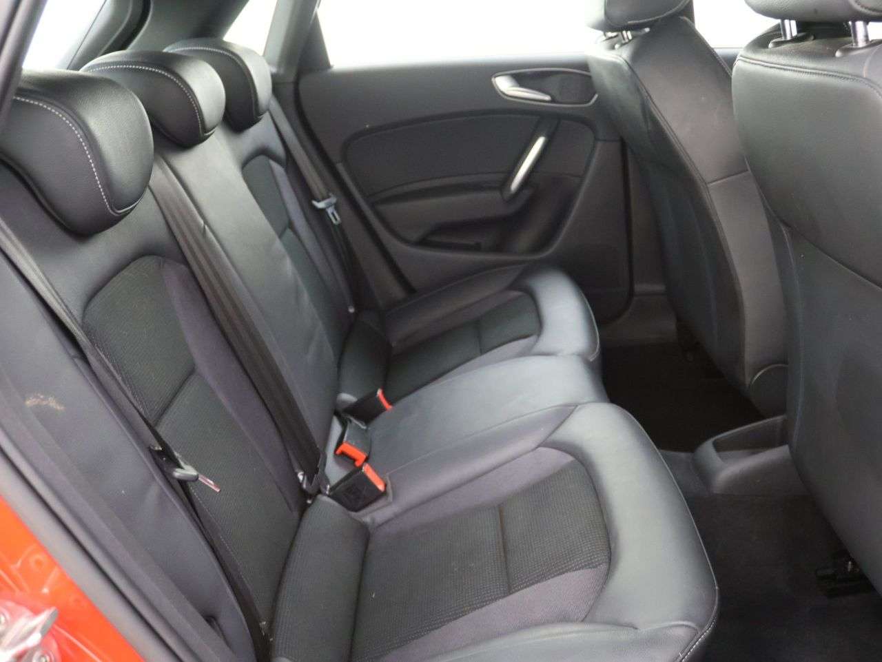 2014 AUDI A1 2014 AUDI A1