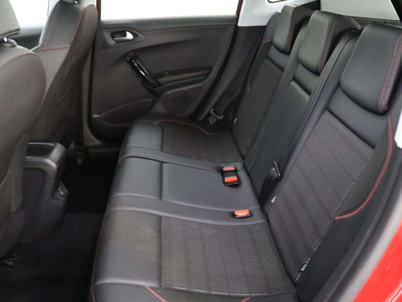 2019 PEUGEOT 2008 2019 PEUGEOT 2008