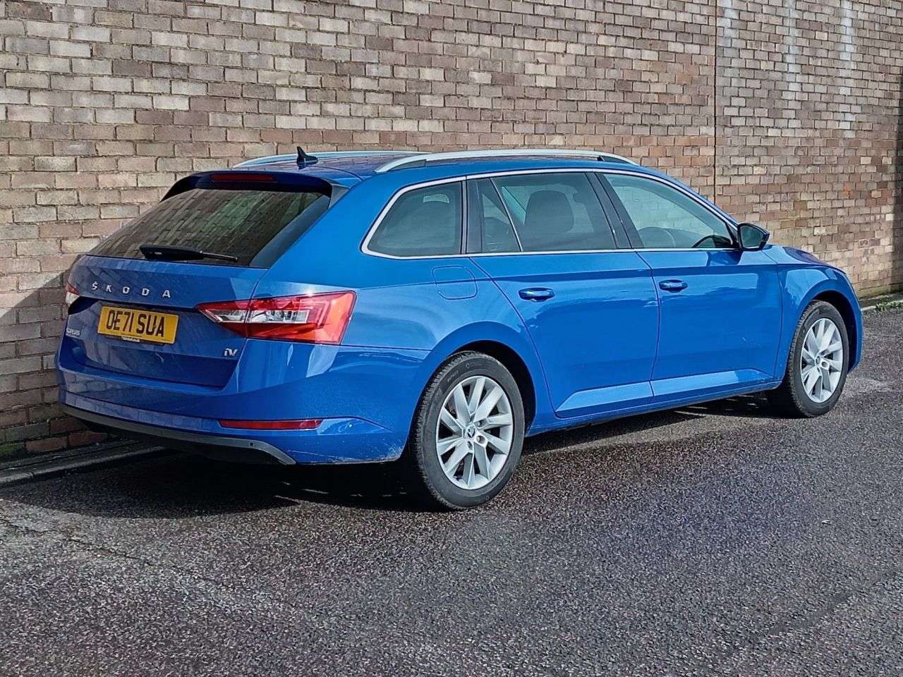 A 2022 SKODA SUPERB 1.4 TSI iV 13kWh SE Technology Estate 5dr Petrol Plug-in Hybrid DSG Euro 6 A 2022 SKODA SUPERB 1.4 TSI iV 13kWh SE Technology Estate 5dr Petrol Plug-in Hybrid DSG Euro 6