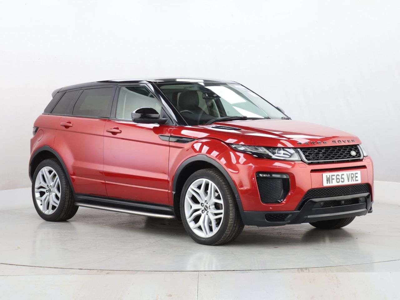 A 2015 LAND ROVER RANGE ROVER EVOQUE 2.0 TD4 HSE Dynamic Lux SUV 5dr Diesel Auto 4WD Euro 6 (s/s) (180 ps) A 2015 LAND ROVER RANGE ROVER EVOQUE 2.0 TD4 HSE Dynamic Lux SUV 5dr Diesel Auto 4WD Euro 6 (s/s) (180 ps)