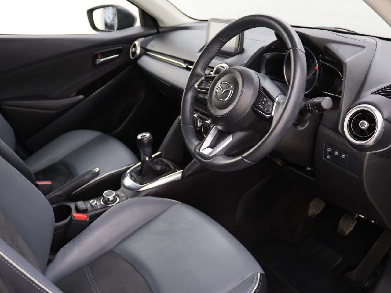 2021 MAZDA MAZDA2 2021 MAZDA MAZDA2