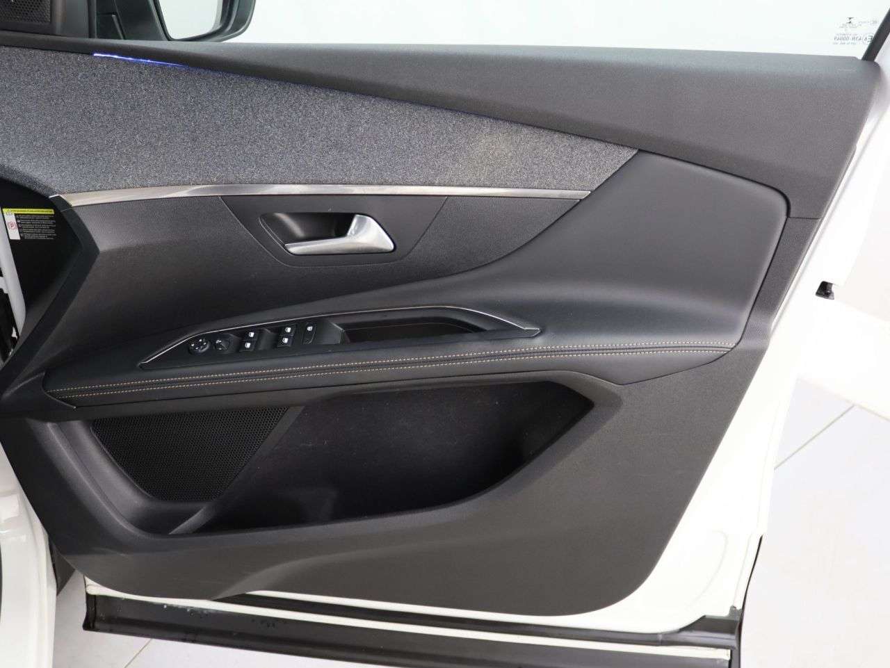 2021 PEUGEOT 5008 2021 PEUGEOT 5008