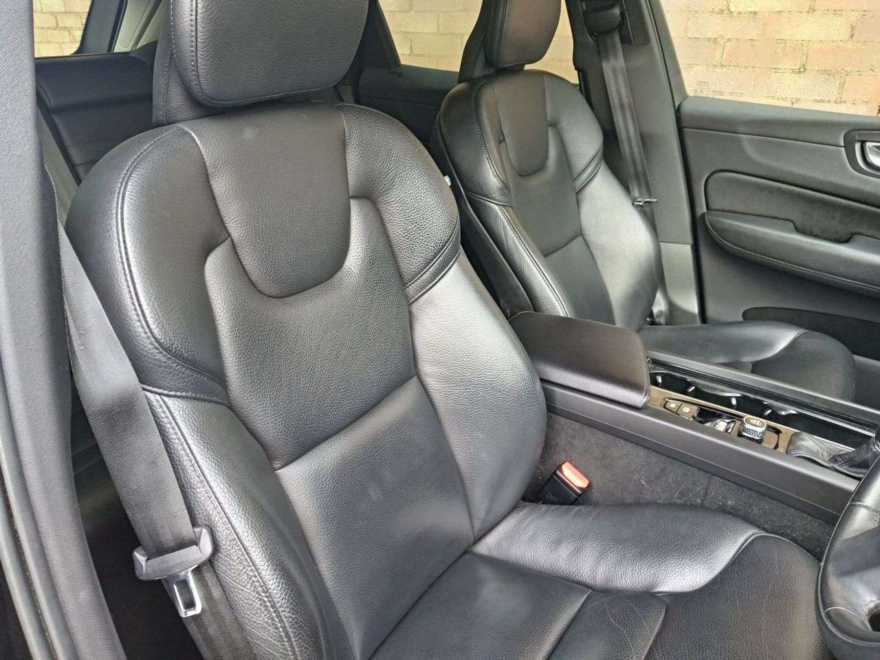 2019 VOLVO XC60 2019 VOLVO XC60