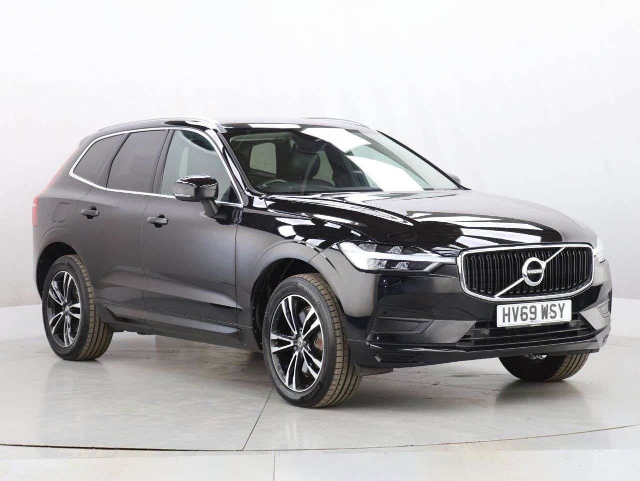 A 2019 VOLVO XC60 2.0 T4 Edition SUV 5dr Petrol Auto Euro 6 (s/s) (190 ps) A 2019 VOLVO XC60 2.0 T4 Edition SUV 5dr Petrol Auto Euro 6 (s/s) (190 ps)