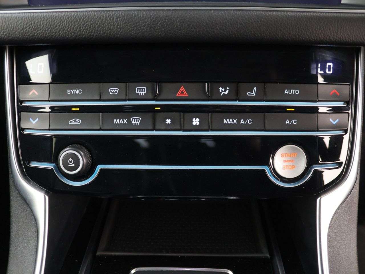 2019 JAGUAR XF 2019 JAGUAR XF