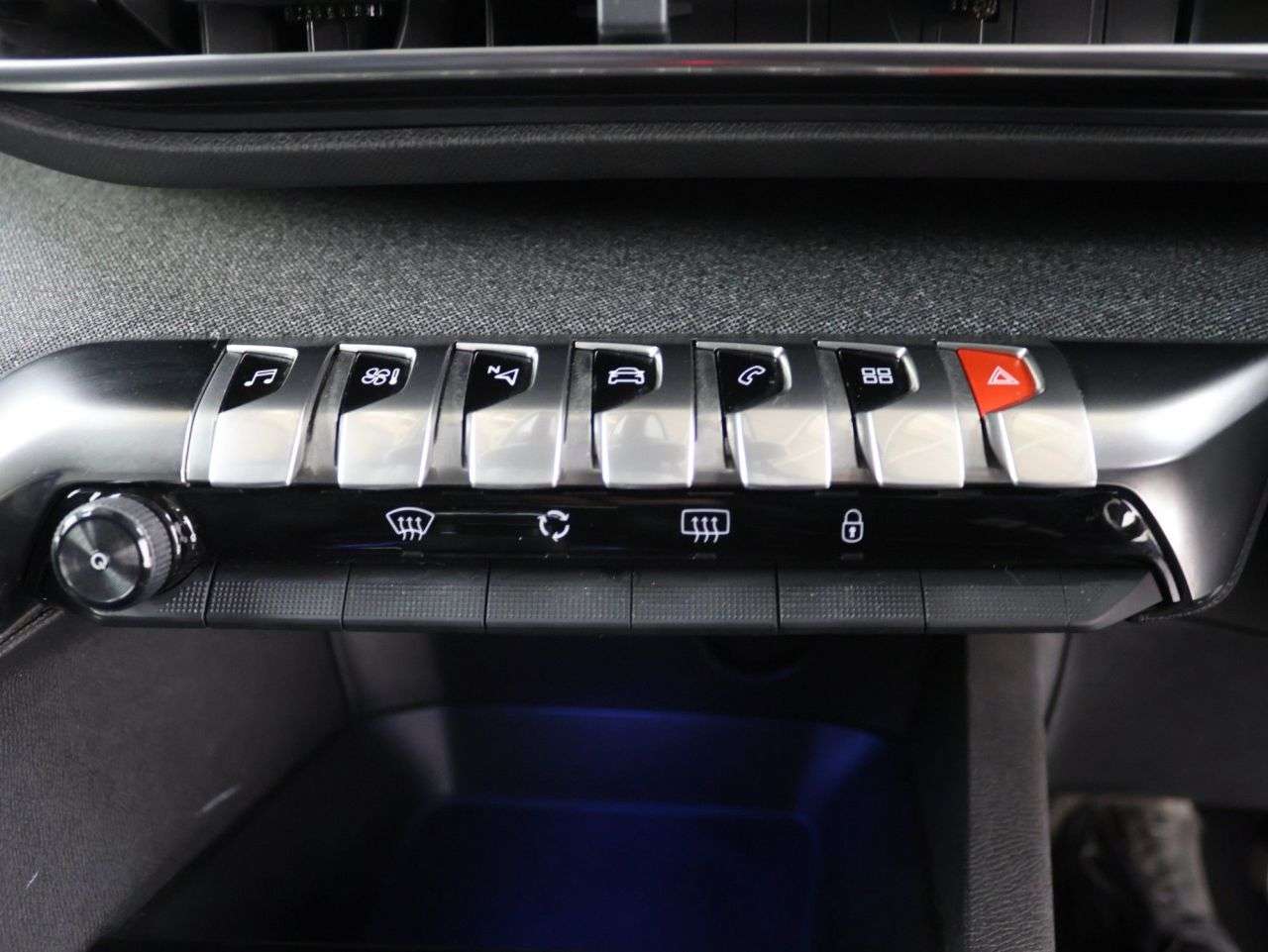 2019 PEUGEOT 3008 2019 PEUGEOT 3008