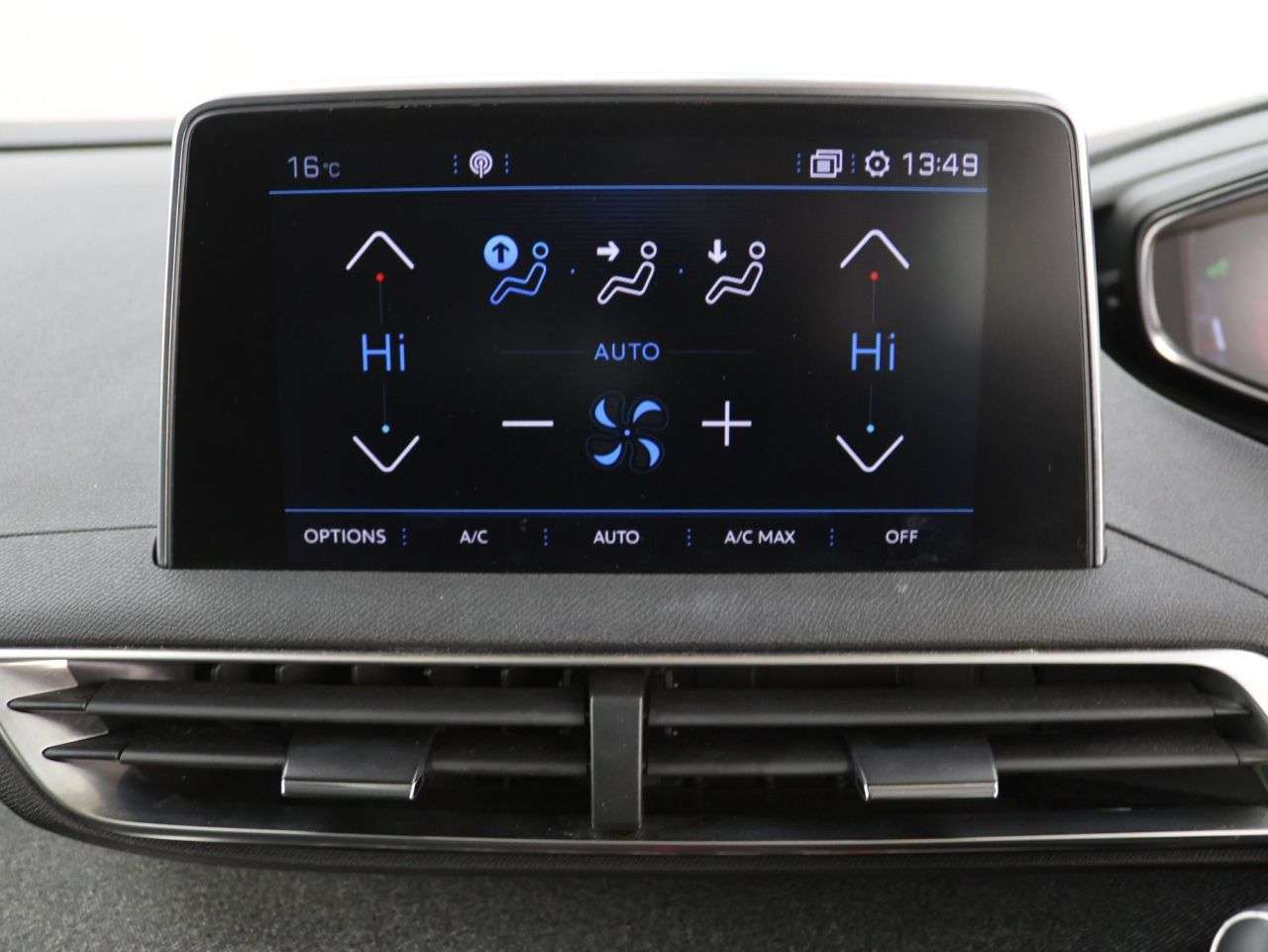 2019 PEUGEOT 3008 2019 PEUGEOT 3008