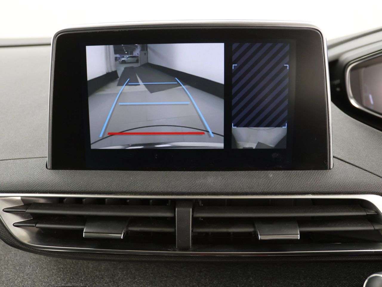 2019 PEUGEOT 3008 2019 PEUGEOT 3008