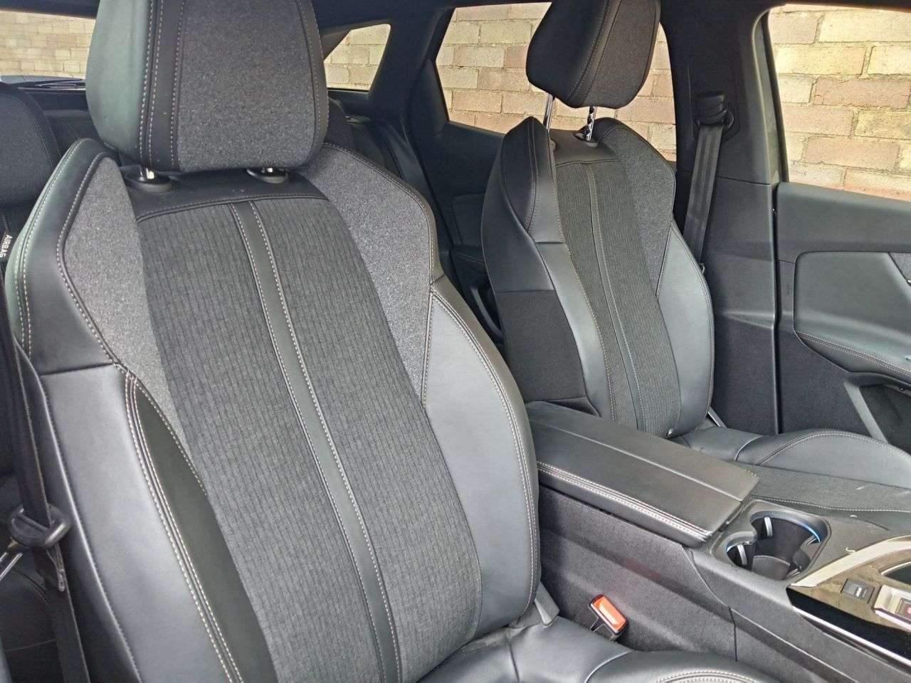 2020 PEUGEOT 3008 2020 PEUGEOT 3008