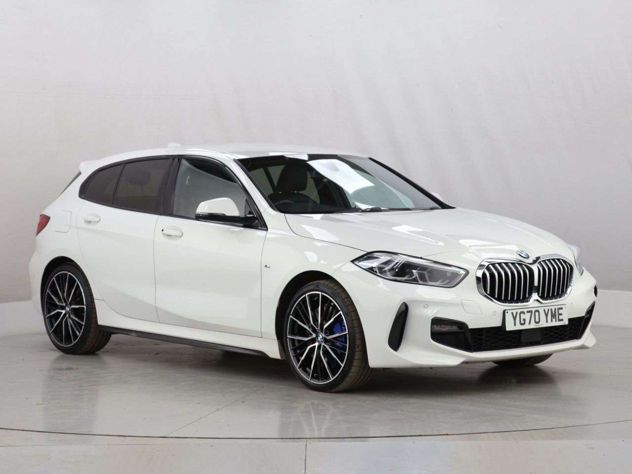 A 2020 BMW 1 SERIES 1.5 118i M Sport Hatchback 5dr Petrol Manual Euro 6 (s/s) (140 ps) A 2020 BMW 1 SERIES 1.5 118i M Sport Hatchback 5dr Petrol Manual Euro 6 (s/s) (140 ps)