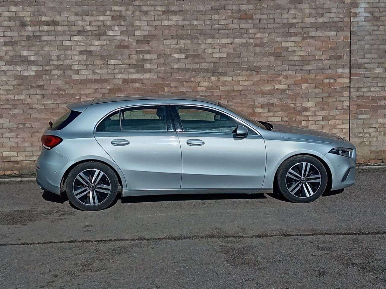 A 2021 MERCEDES-BENZ A CLASS 1.3 A180 Sport (Executive) Hatchback 5dr Petrol 7G-DCT Euro 6 (s/s) (136 ps A 2021 MERCEDES-BENZ A CLASS 1.3 A180 Sport (Executive) Hatchback 5dr Petrol 7G-DCT Euro 6 (s/s) (136 ps