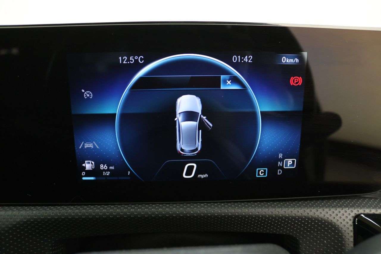 2021 MERCEDES-BENZ A CLASS 2021 MERCEDES-BENZ A CLASS