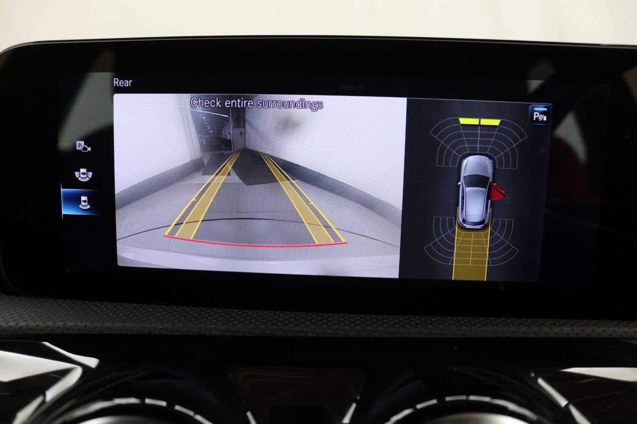 2021 MERCEDES-BENZ A CLASS 2021 MERCEDES-BENZ A CLASS