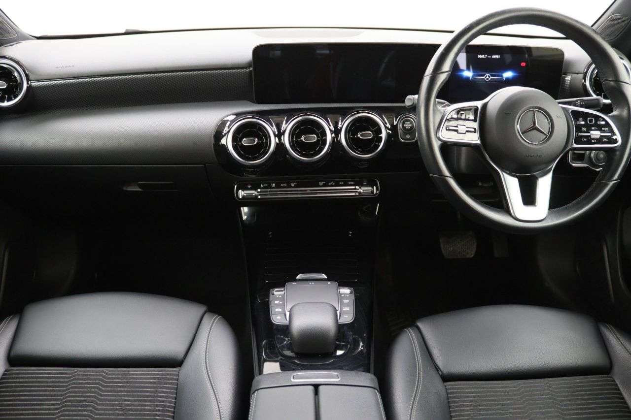 2021 MERCEDES-BENZ A CLASS 2021 MERCEDES-BENZ A CLASS