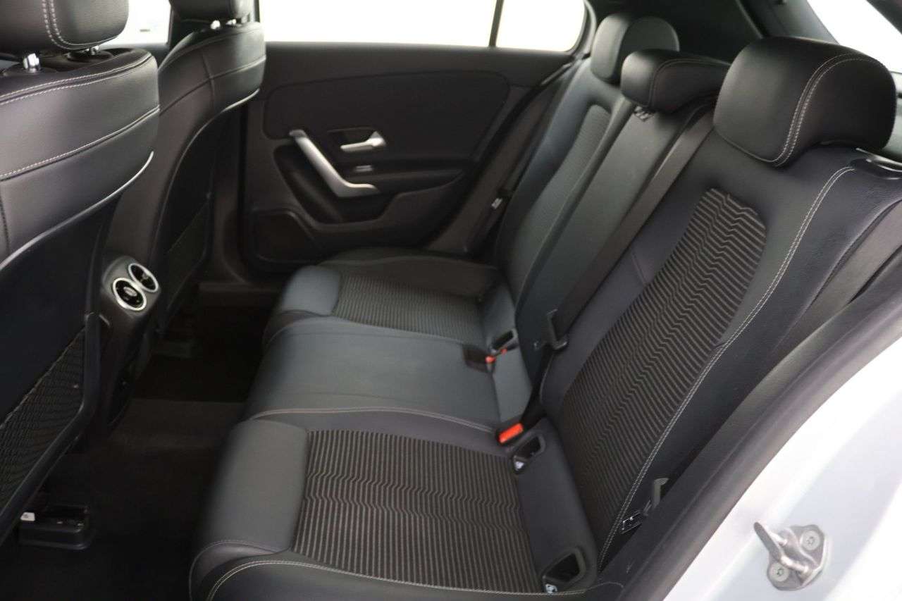 2021 MERCEDES-BENZ A CLASS 2021 MERCEDES-BENZ A CLASS