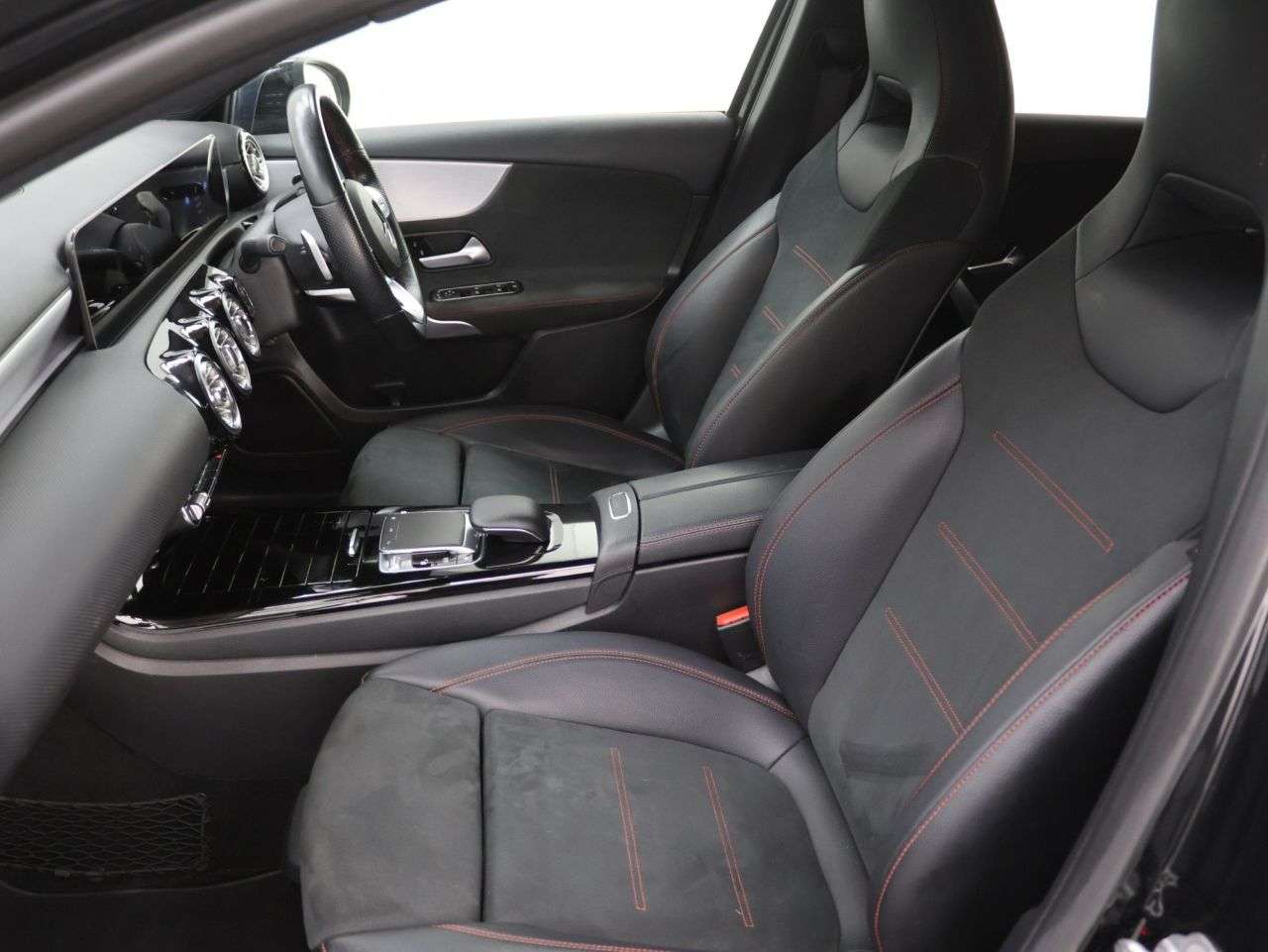 2020 MERCEDES-BENZ A CLASS 2020 MERCEDES-BENZ A CLASS