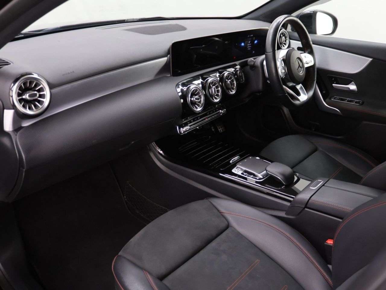 2020 MERCEDES-BENZ A CLASS 2020 MERCEDES-BENZ A CLASS