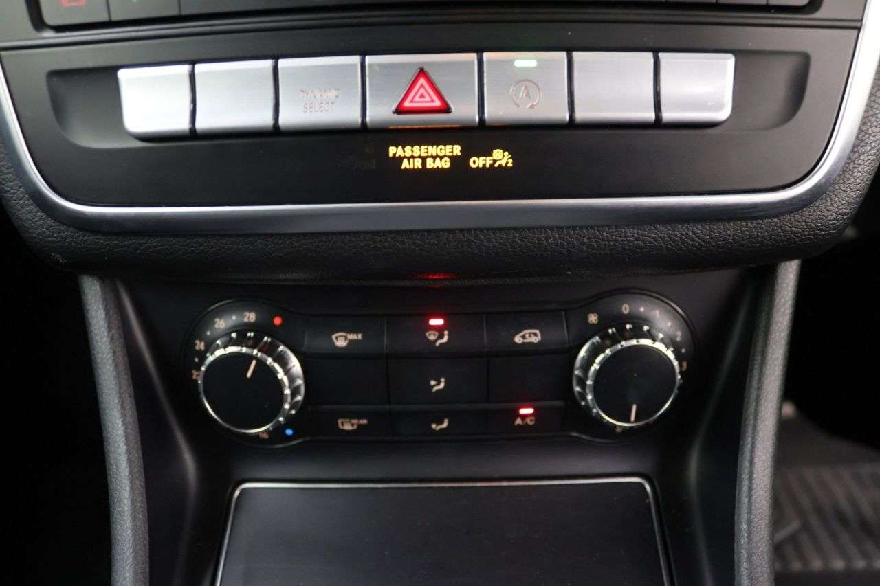 2019 MERCEDES-BENZ GLA CLASS 2019 MERCEDES-BENZ GLA CLASS