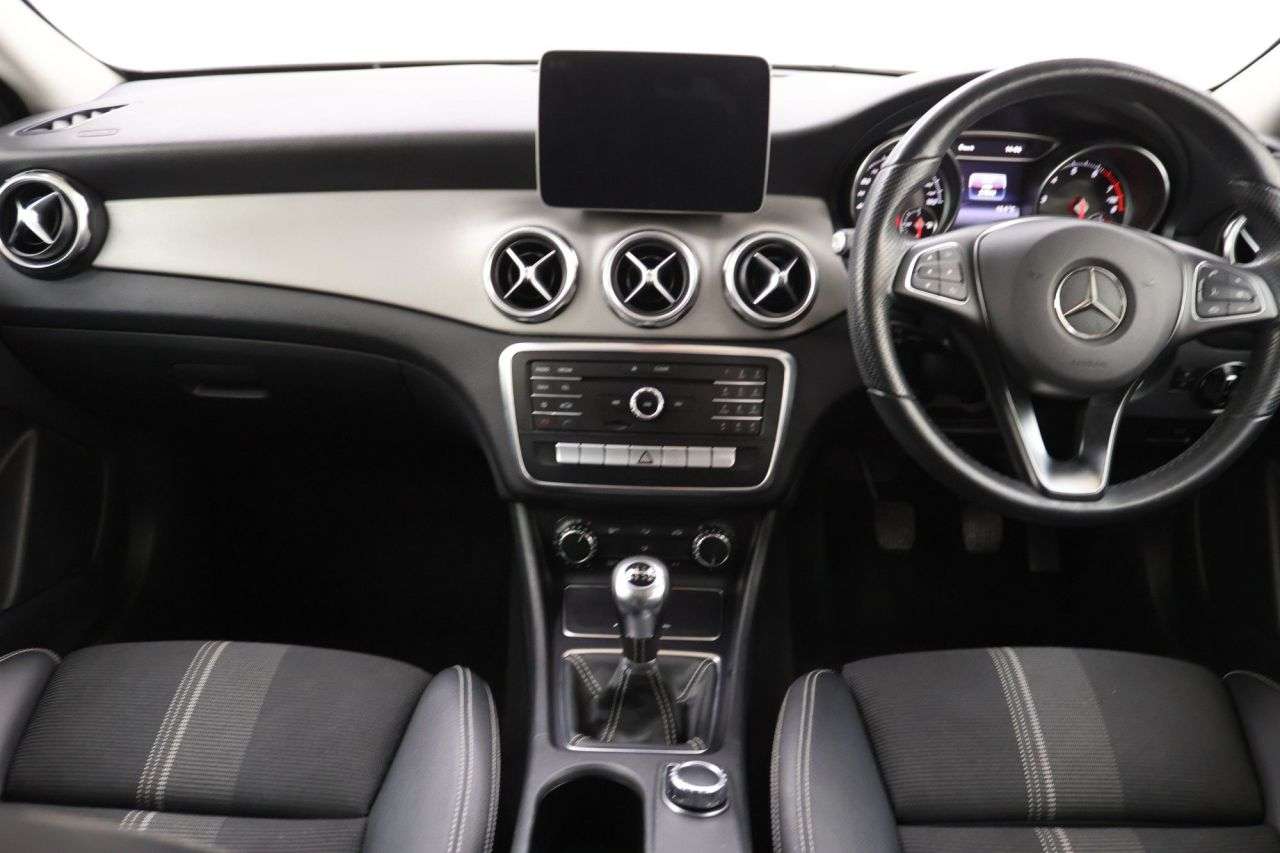 2019 MERCEDES-BENZ GLA CLASS 2019 MERCEDES-BENZ GLA CLASS