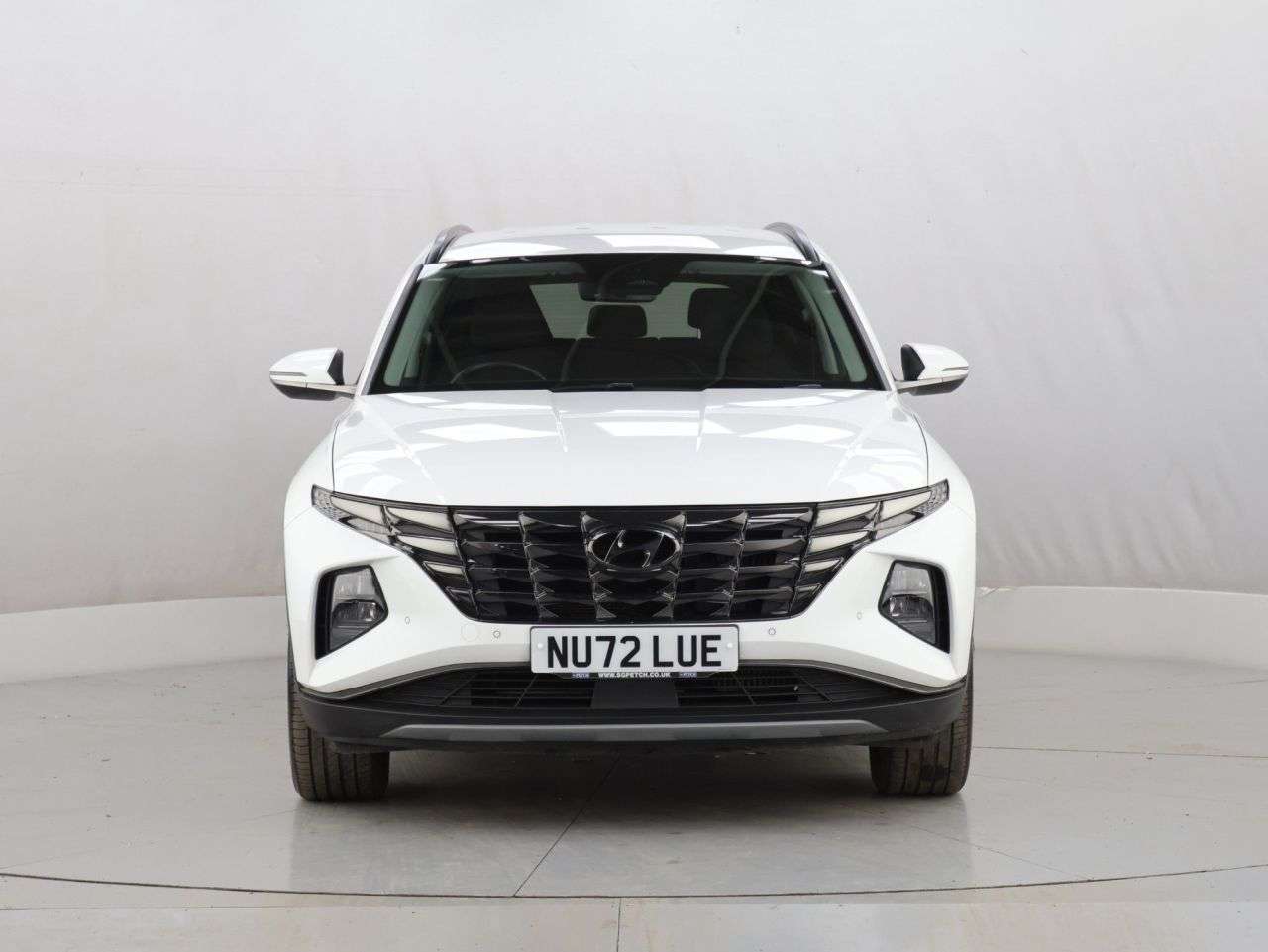 A 2022 HYUNDAI TUCSON 1.6 h T-GDi Premium SUV 5dr Petrol Hybrid Auto Euro 6 (s/s) (230 ps) A 2022 HYUNDAI TUCSON 1.6 h T-GDi Premium SUV 5dr Petrol Hybrid Auto Euro 6 (s/s) (230 ps)