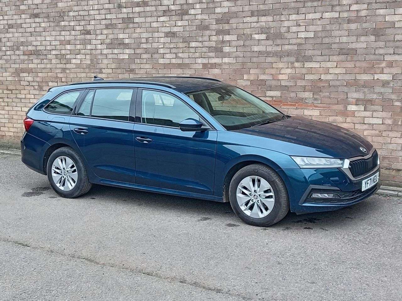 A 2022 SKODA OCTAVIA 2.0 TDI SE Technology Estate 5dr Diesel Manual Euro 6 (s/s) (150 ps) A 2022 SKODA OCTAVIA 2.0 TDI SE Technology Estate 5dr Diesel Manual Euro 6 (s/s) (150 ps)
