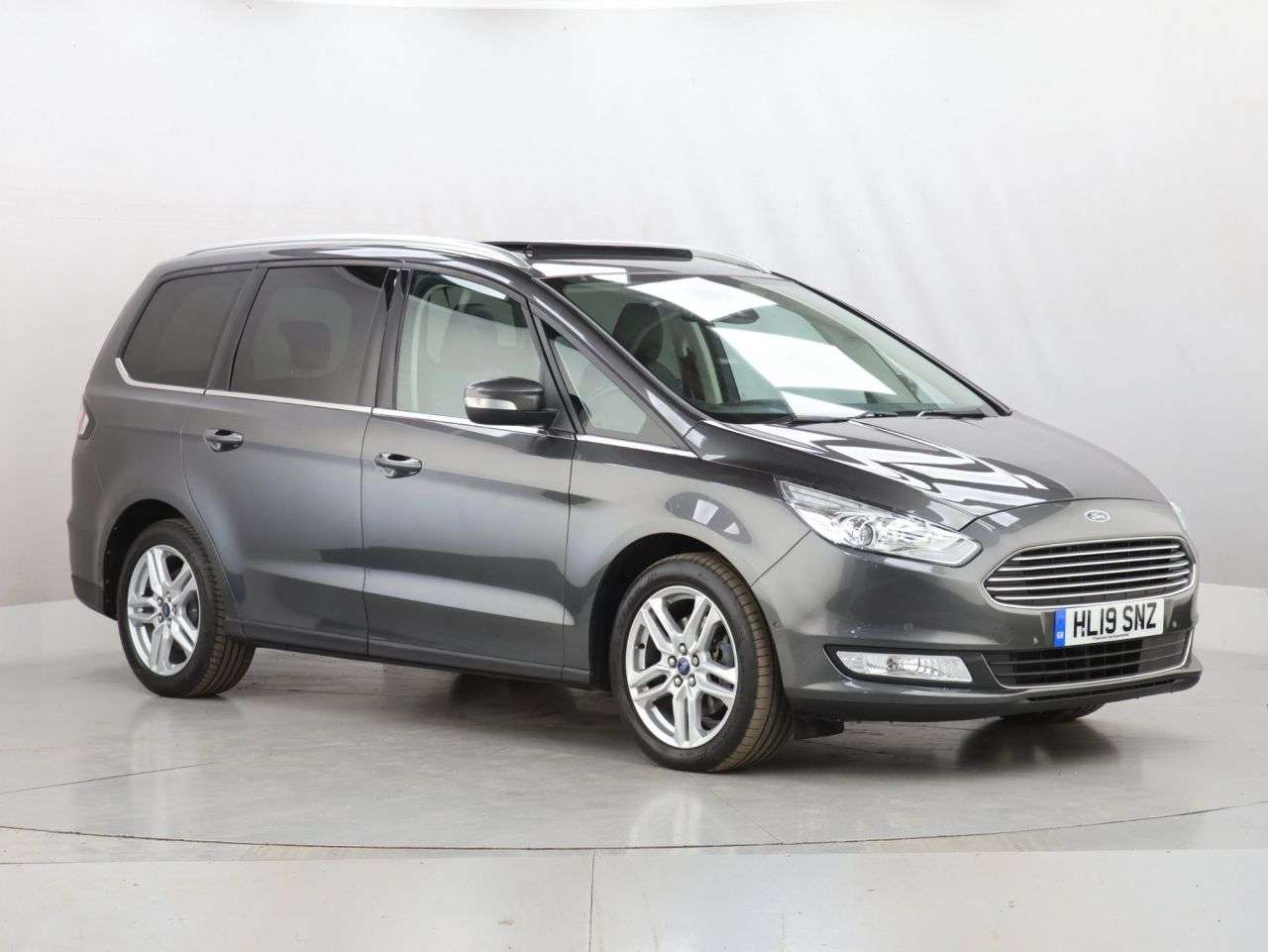A 2019 FORD GALAXY 2.0 EcoBlue Titanium X MPV 5dr Diesel Auto Euro 6 (s/s) (150 ps) A 2019 FORD GALAXY 2.0 EcoBlue Titanium X MPV 5dr Diesel Auto Euro 6 (s/s) (150 ps)