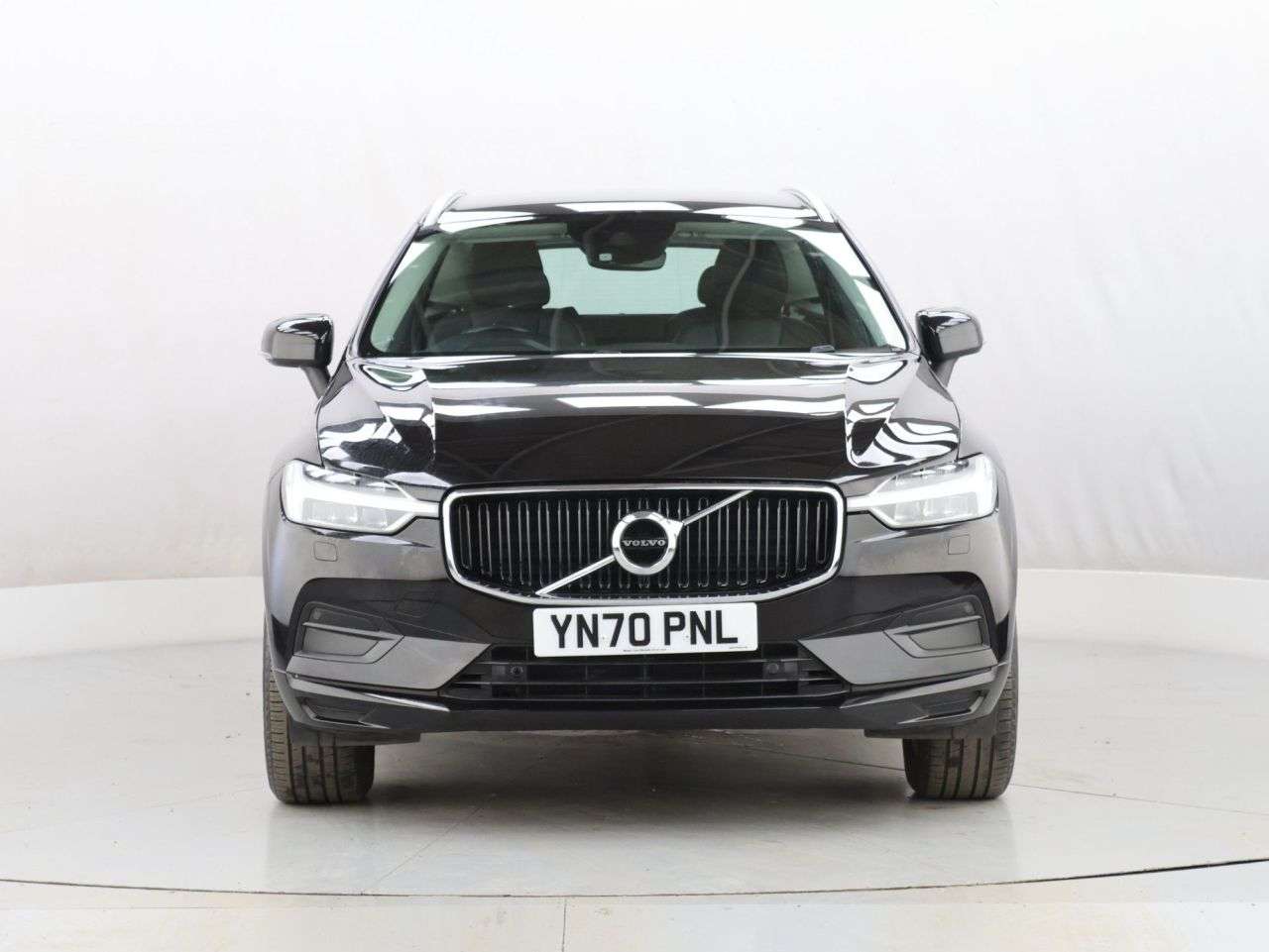 A 2020 VOLVO XC60 2.0 D4 Momentum SUV 5dr Diesel Auto Euro 6 (s/s) (190 ps) A 2020 VOLVO XC60 2.0 D4 Momentum SUV 5dr Diesel Auto Euro 6 (s/s) (190 ps)