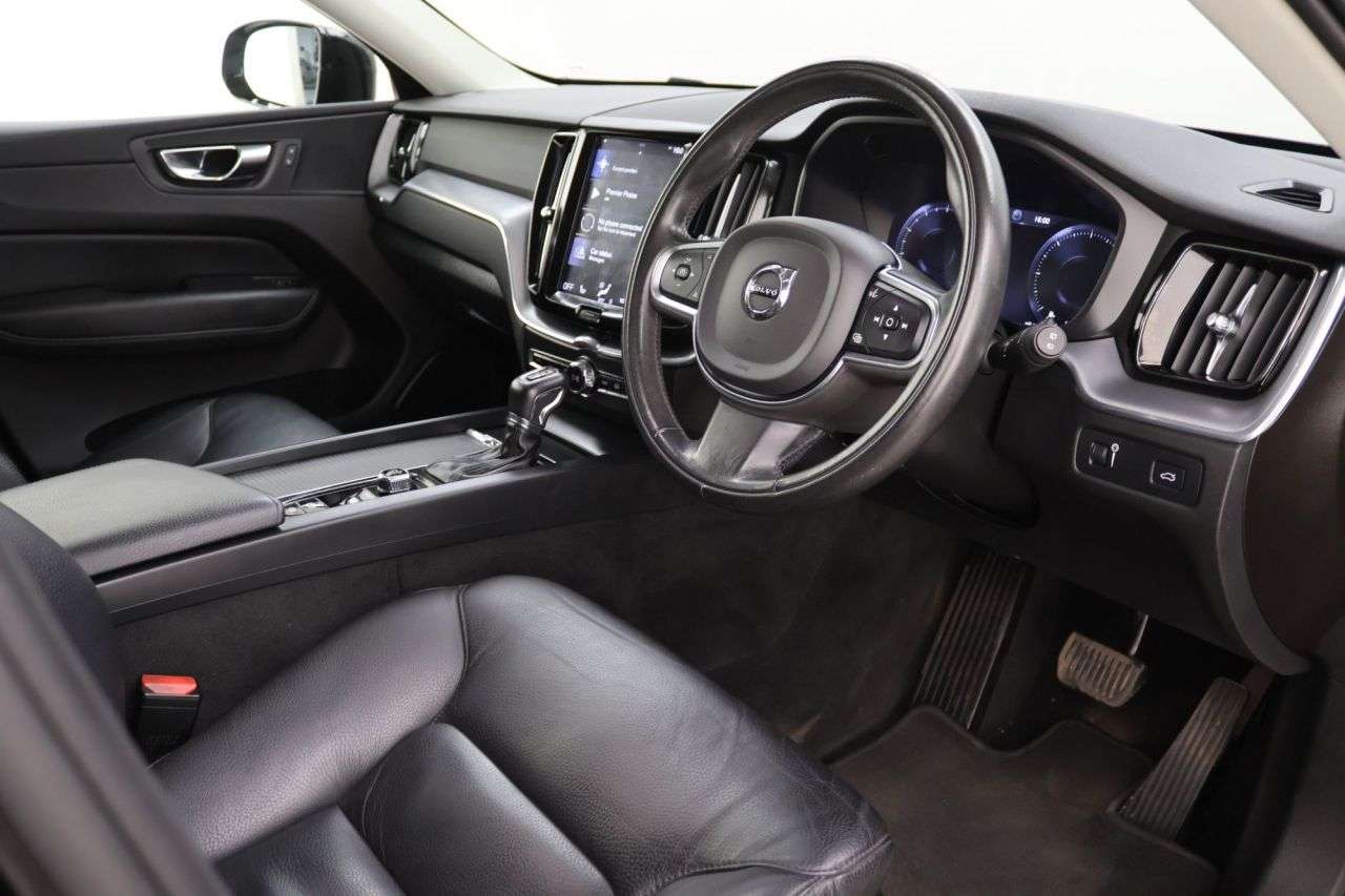 2020 VOLVO XC60 2020 VOLVO XC60