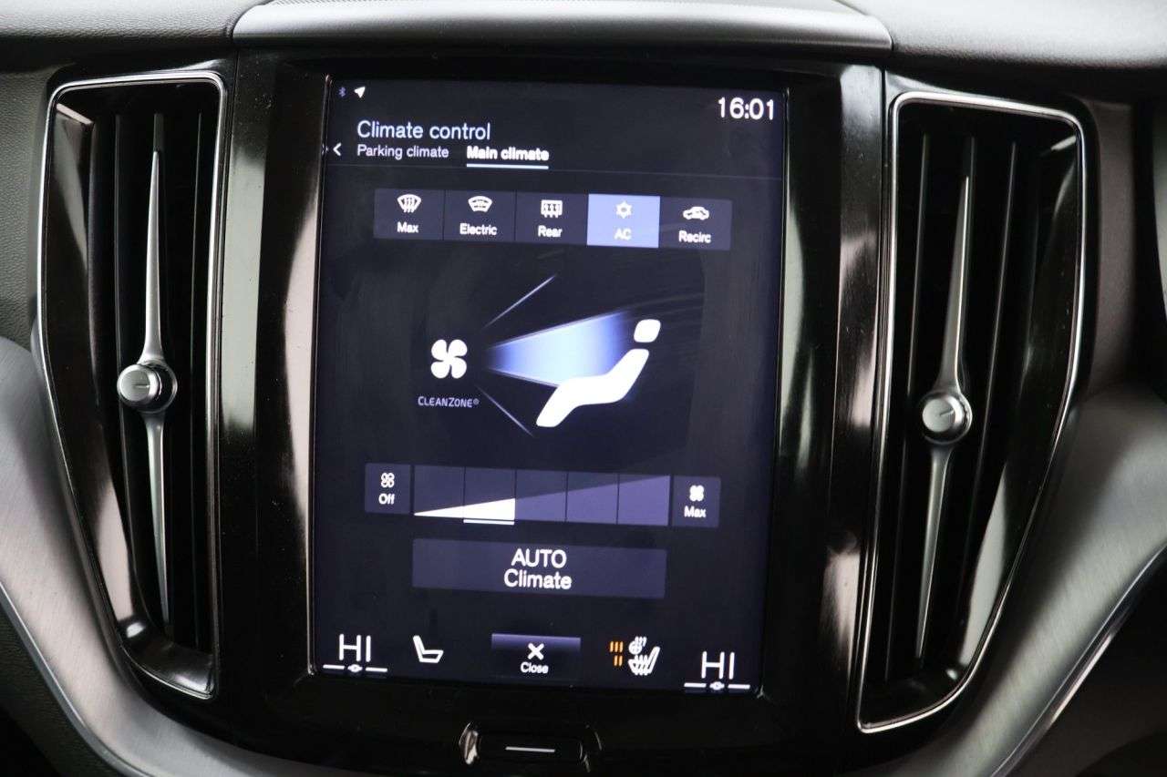 2020 VOLVO XC60 2020 VOLVO XC60