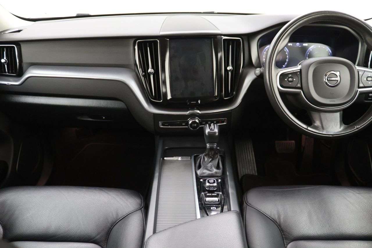 2020 VOLVO XC60 2020 VOLVO XC60