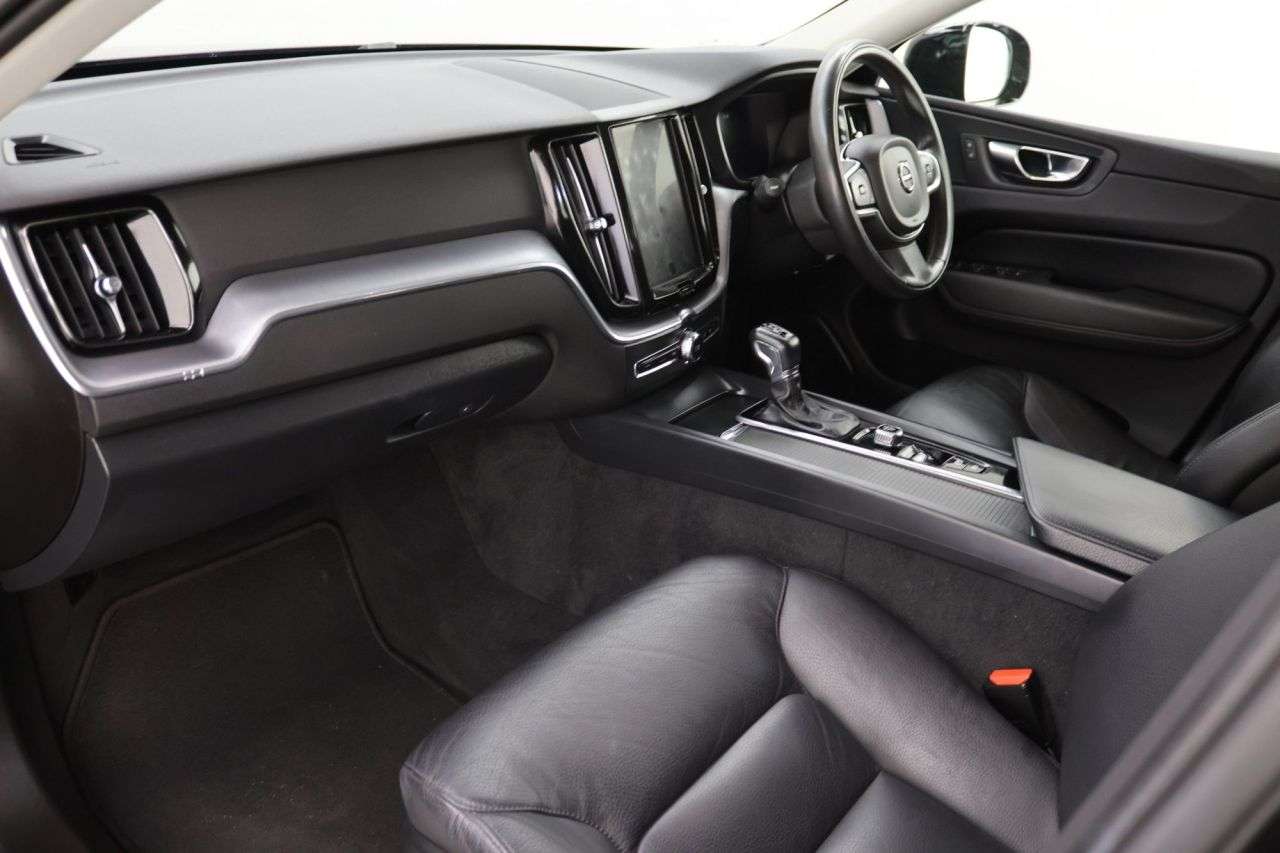 2020 VOLVO XC60 2020 VOLVO XC60