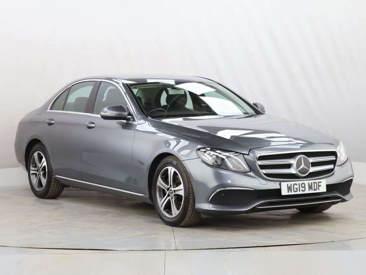 A 2019 MERCEDES-BENZ E CLASS 2.0 E200 SE Saloon 4dr Petrol G-Tronic+ Euro 6 (s/s) (184 ps) A 2019 MERCEDES-BENZ E CLASS 2.0 E200 SE Saloon 4dr Petrol G-Tronic+ Euro 6 (s/s) (184 ps)