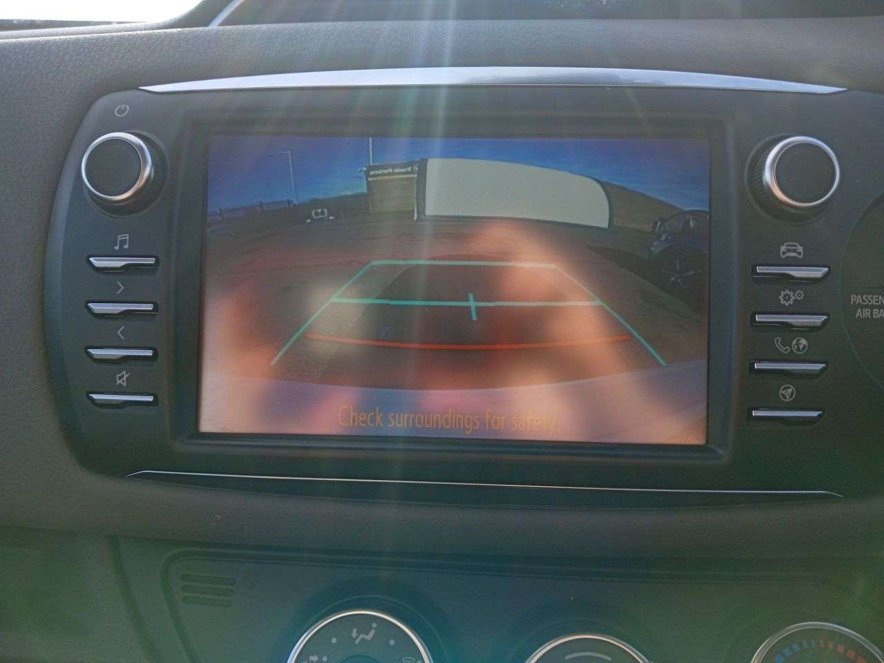 A 2019 TOYOTA YARIS 1.5 VVT-i Icon Tech Hatchback 5dr Petrol Manual Euro 6 (111 ps) A 2019 TOYOTA YARIS 1.5 VVT-i Icon Tech Hatchback 5dr Petrol Manual Euro 6 (111 ps)