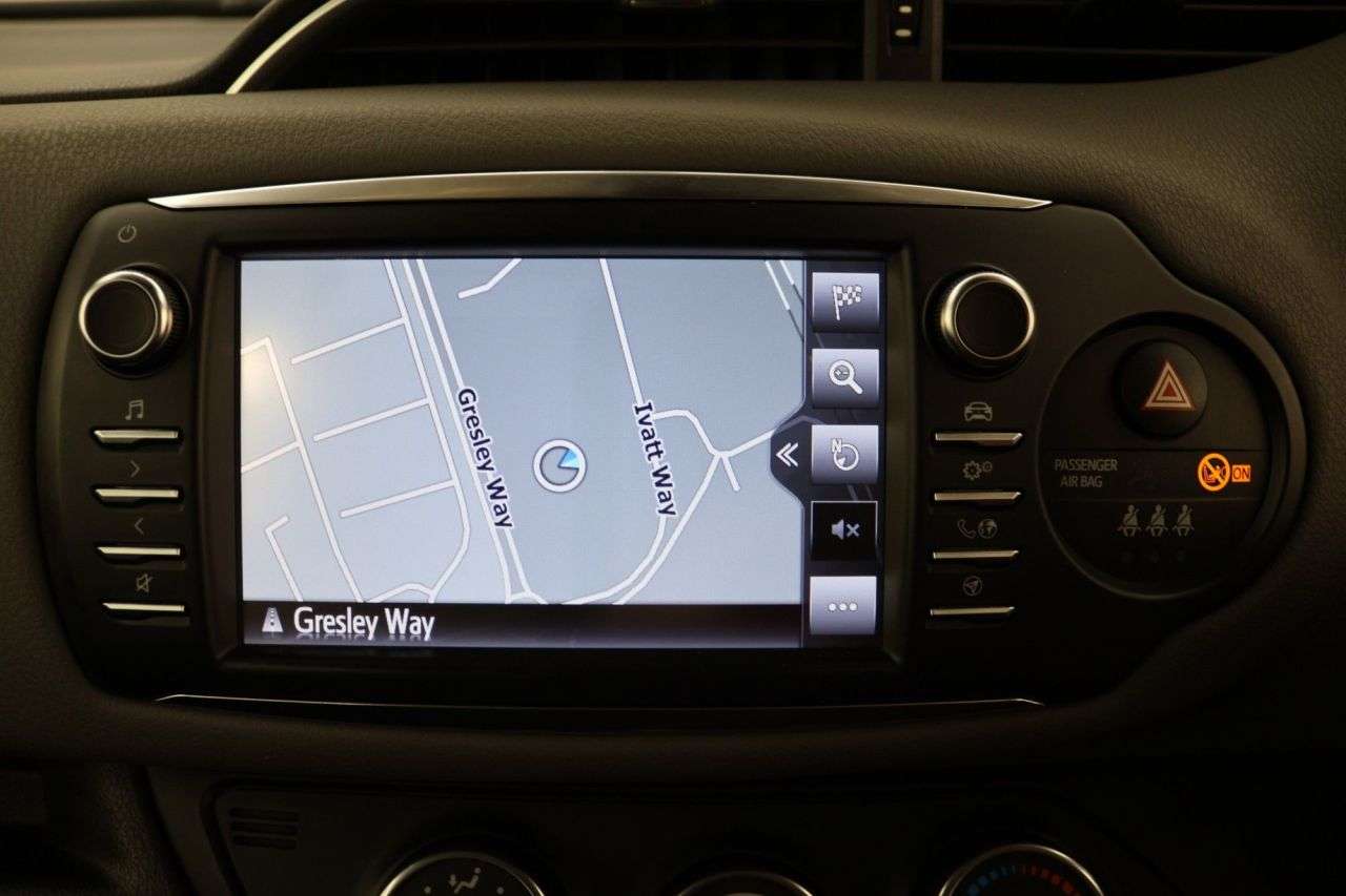 2019 TOYOTA YARIS 2019 TOYOTA YARIS