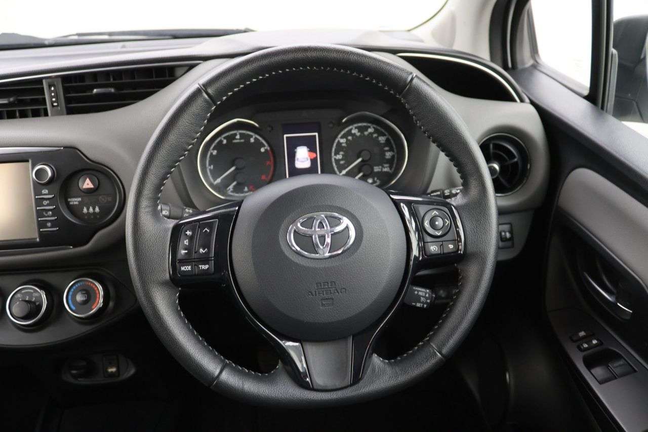 2019 TOYOTA YARIS 2019 TOYOTA YARIS