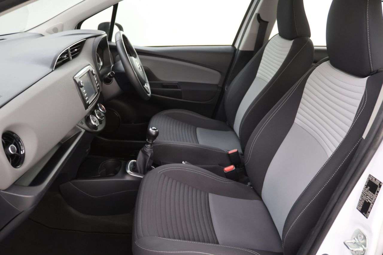 2019 TOYOTA YARIS 2019 TOYOTA YARIS